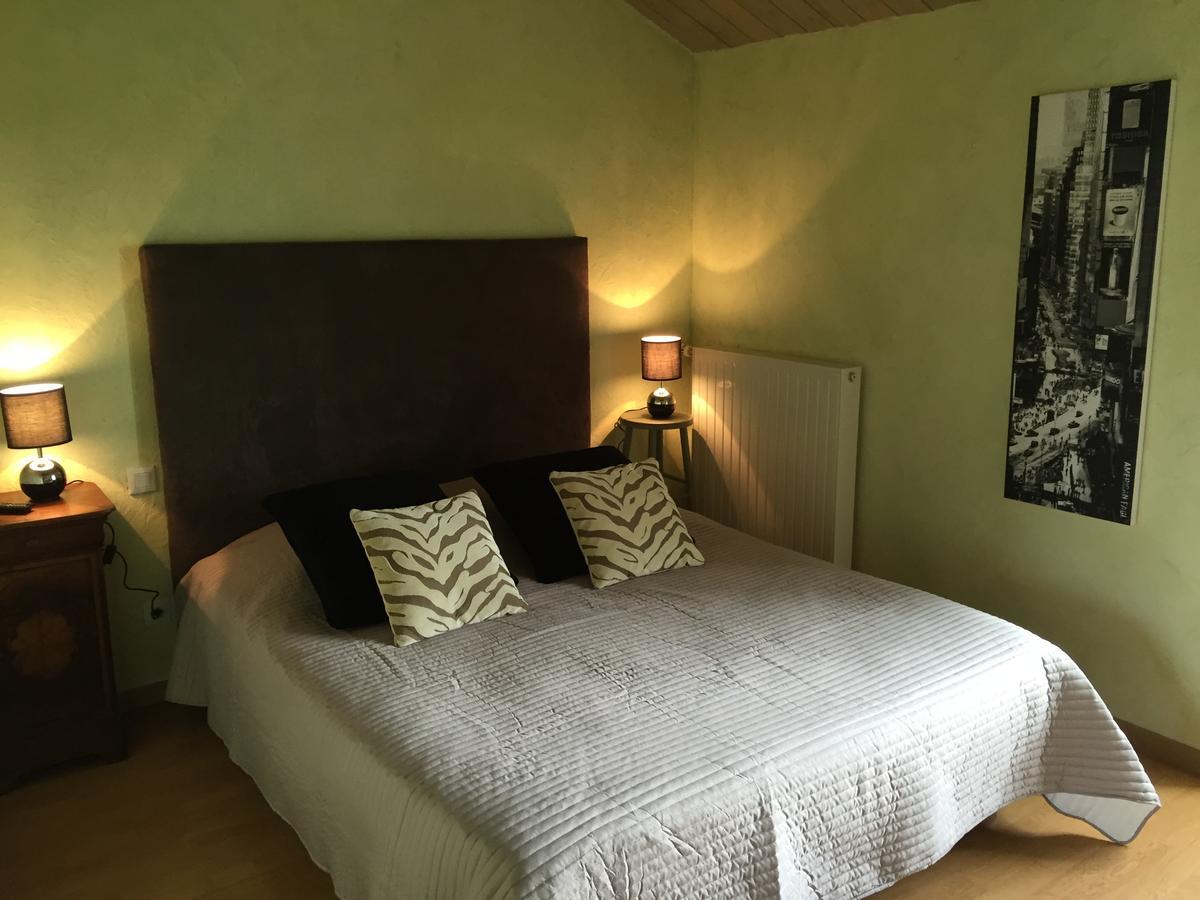 Chambres D'Hotes Les Laitieres Beaurepaire  Экстерьер фото